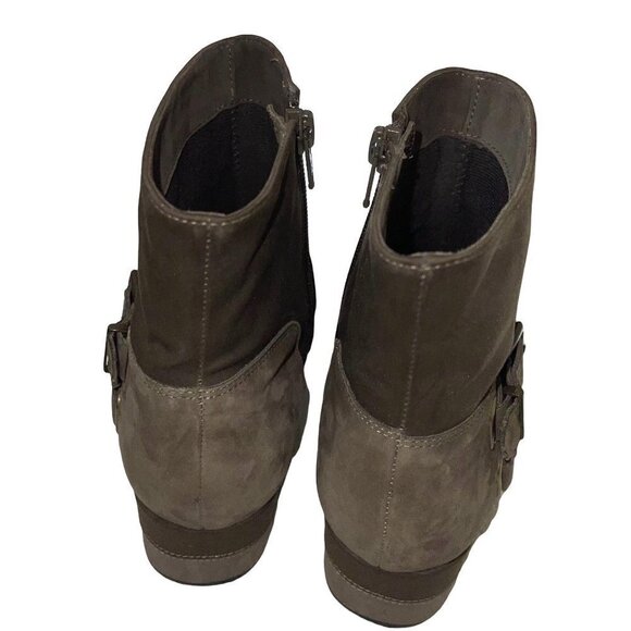 Vaneli Suede Boots Womens Size 9 Narrow Side Zipper Buckle Detail Brown Taupe - Picture 3 of 12